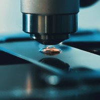 Innovatív terápiák kapujában: átadták az OKPI új kutatóegységét