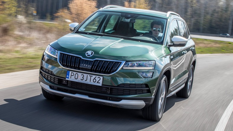 Skoda Karoq 2022 Р·РµР»С‘РЅС‹Р№