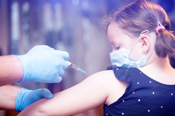 FDA wydała zgodę na dodatkowe szczepienia antycovidowe dzieci w wieku 5-11 lat