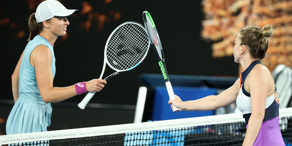 Rok 2021. Iga kontra Simona Halep podczas Australian Open.