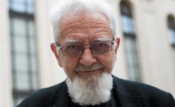 Ksiądz Adam Boniecki znów z zakazem wypowiedzi