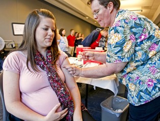 Szczepionki gorsze niż grypa