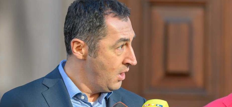 "Nie wolno nam już nigdy uzależnić się tak bardzo, aby można było nas szantażować"