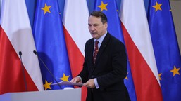 „zarabianie na zbrodniach wojennych”. mocne słowa sikorskiego do muska