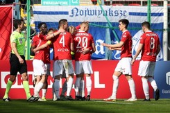 Koncert Wisły Kraków. 'Biała Gwiazda' rozbiła Górnika Zabrze [WIDEO]