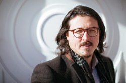 Historyk o kryzysie demokracji liberalnej: Czeka nas chaos lub dehumanizacja