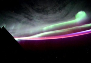 677537_aurora-borealis-foto-twitter-aurora-borealis