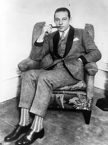 Rudolph Valentino i Jean Acker / GettyImages