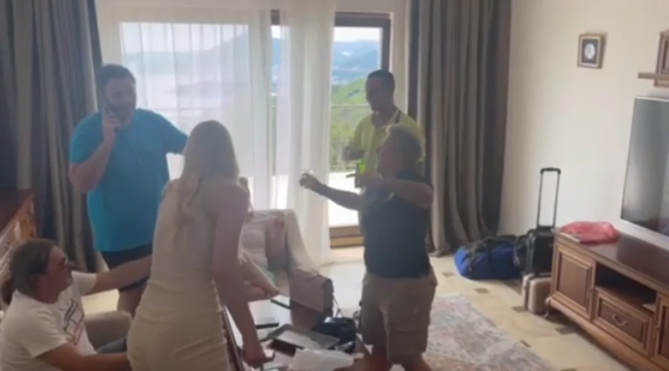 Počela svadba Matore i Anite