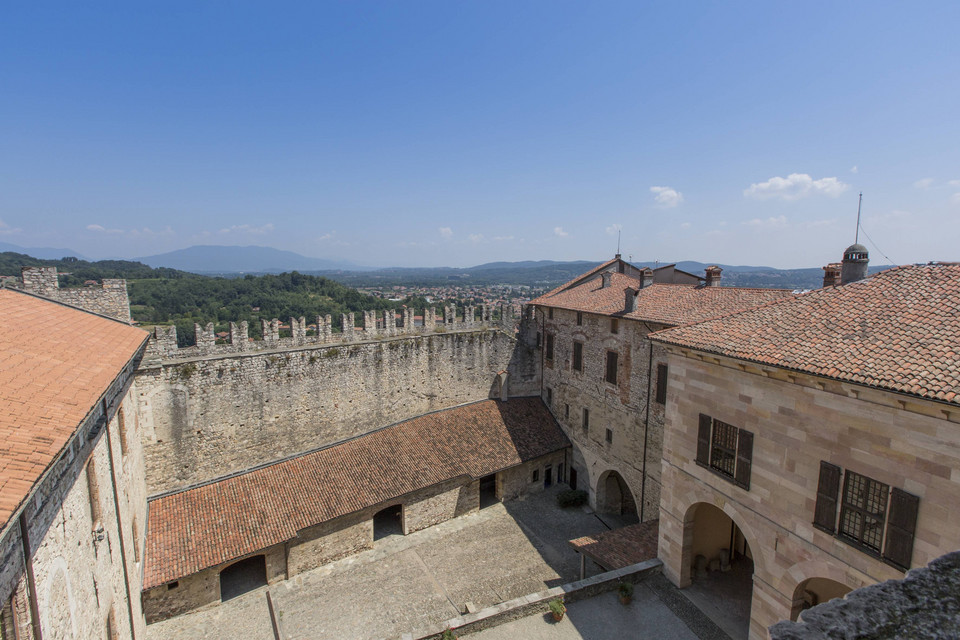 Castel Rocca Borromeo
