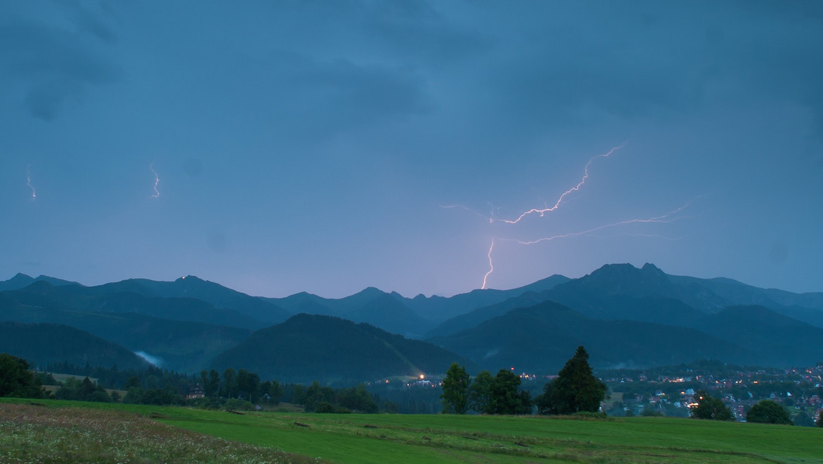 Gwałtowne burze w Tatrach. Prognoza pogody na kolejne dni