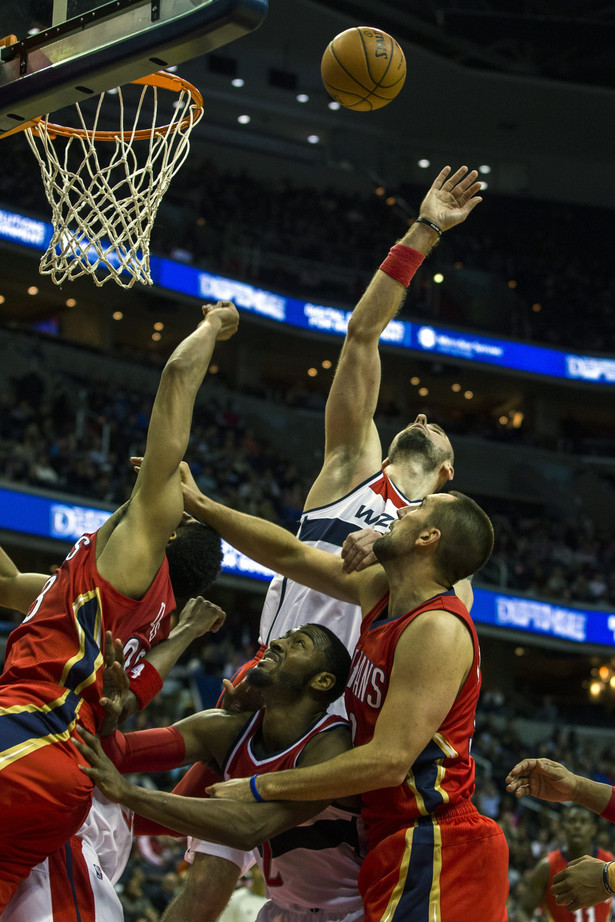 Liga NBA: Świetny mecz Marcina Gortata. Poprowadził Wizards do zwycięstwa