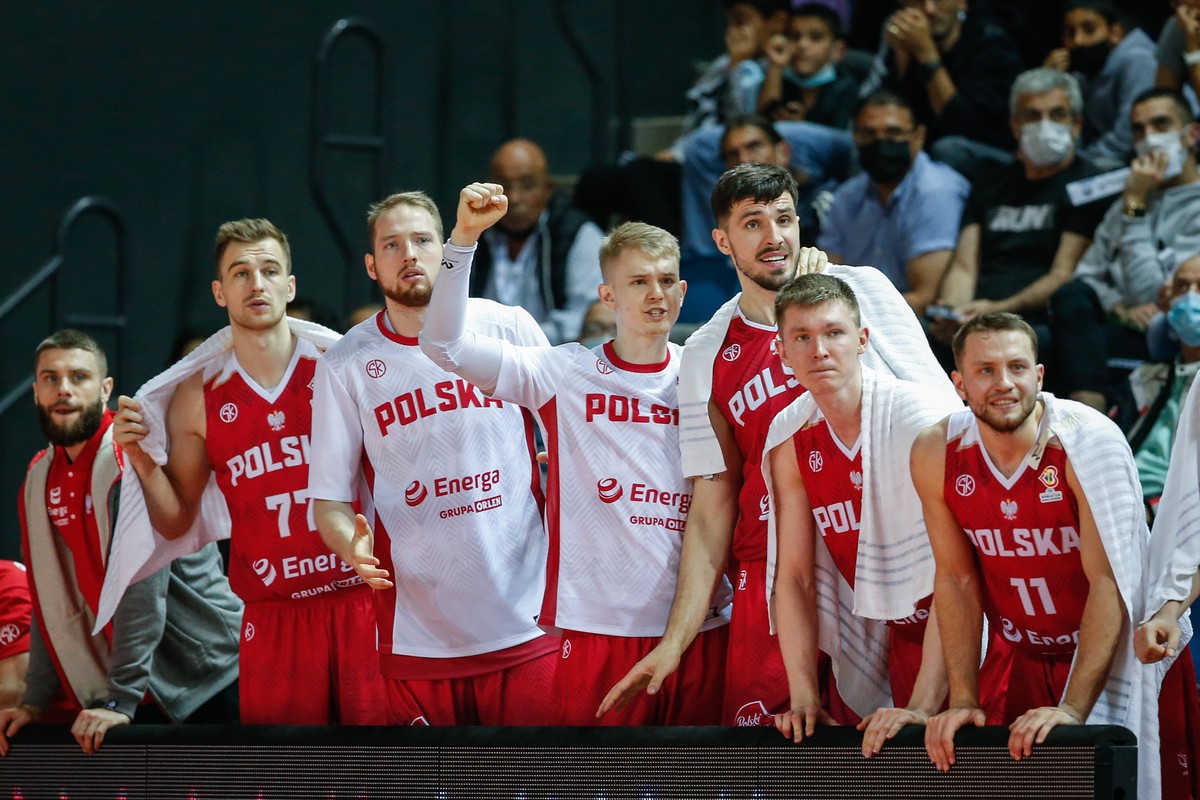 Polscy koszykarze podczas meczu z Izraelem w el. MŚ