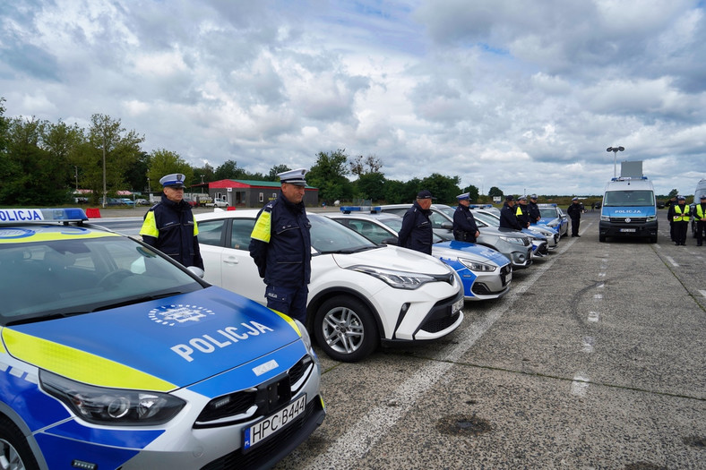 Kujawsko-pomorscy policjanci otrzymali laserowe mierniki prędkości