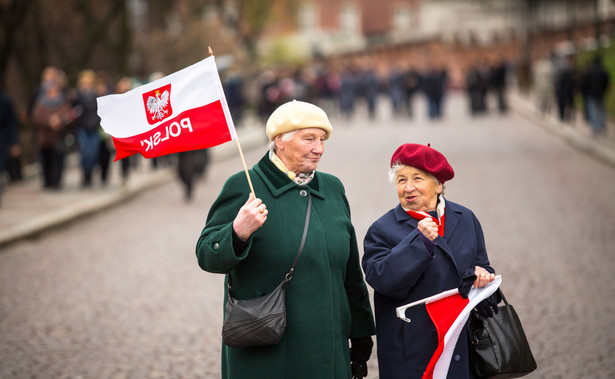 Elity same tworzą ciemny lud. Jest potrzebny politykom, by uzasadnić ich istnienie