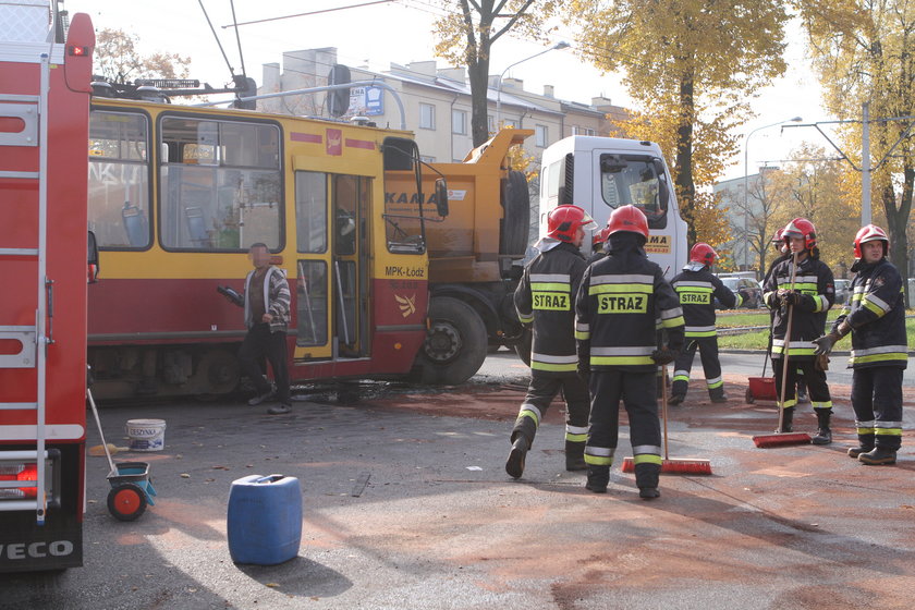 zderzenie tramwaju na ul. Pabianickiej