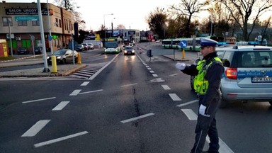 Wszystkich Świętych w Białymstoku. Organizacja ruchu przy cmentarzach, dodatkowe autobusy i darmowe bilety