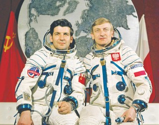 Sukces na orbicie, czyli jak Polska 'dorobiła się' kosmonauty