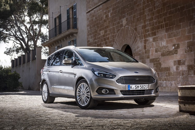 Ford s-max