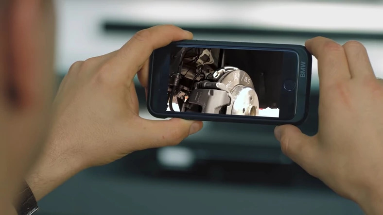 BMW Smart Video Communication - zdalnie kontrolujesz zakres naprawy