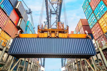 Import – najważniejsze kwestie przy sprowadzaniu towarów i usług z zagranicy