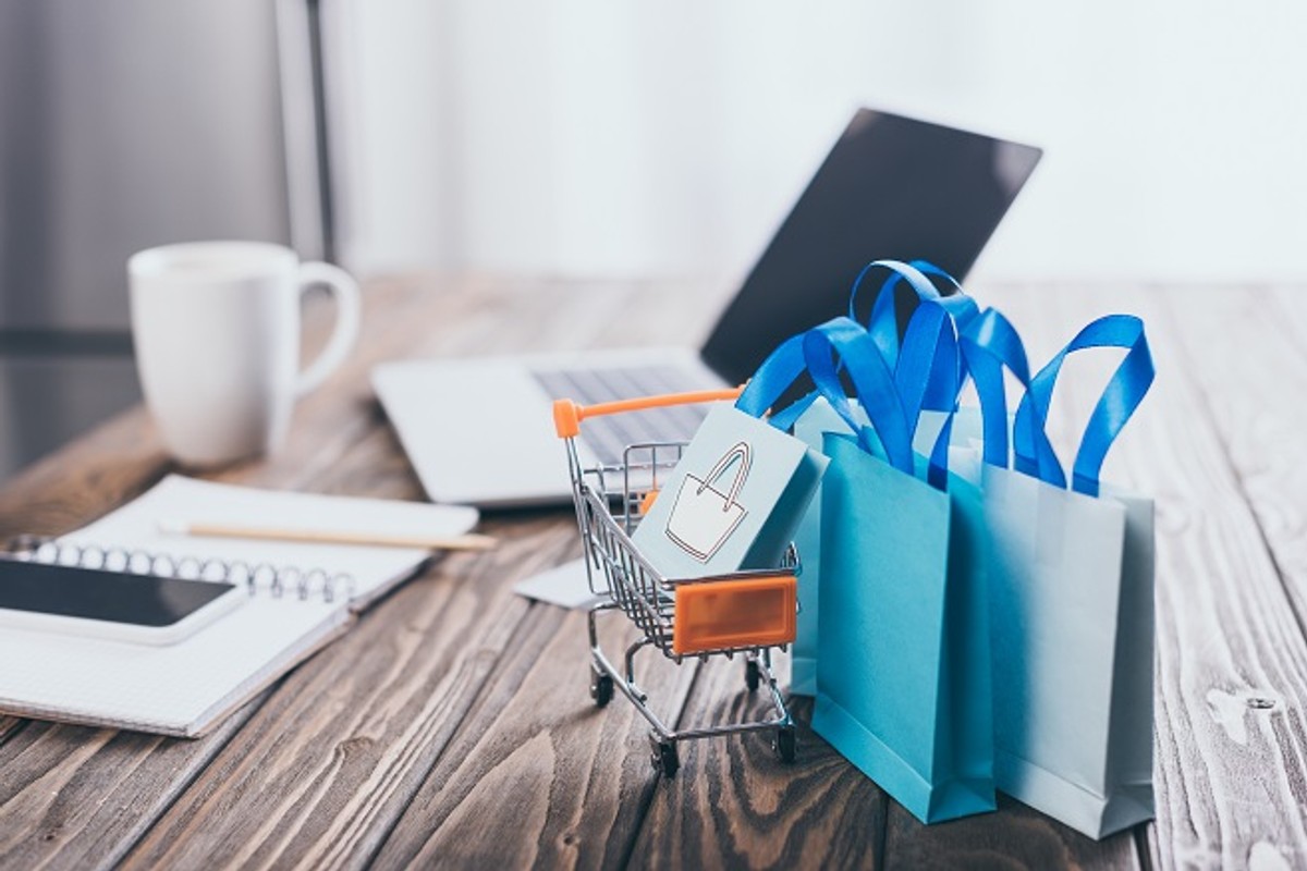 Plik produktowy a branżowość, czyli feed idealnie dopasowany do twojego biznesu