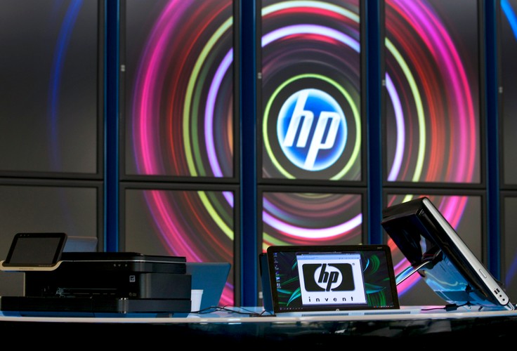 Najniższą średnią ocenę pracowników otrzymała firma HP (3,15). Nieznacznie wyżej oceniają ją kobiety (średnia ocena 3,2) niż mężczyźni (3,1). Co ciekawe, tylko w 4 na 25 przeanalizowanych przez portal Glassdoor firm to kobiety wyżej oceniają swojego pracodawcę niż mężczyźni. Średnia roczna pensja startowa (bez premii i dodatków) inżyniera oprogramowania (software engineer) w HP to 94 tys. dol. Mężczyźni zarabiają lepiej niż kobiety średnio o 4,7 tys. dol.