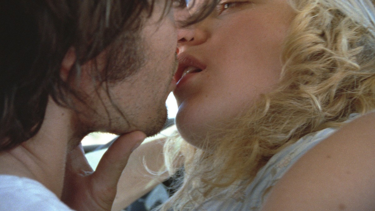 Kloi i Vinsent u filmu "The Brown Bunny"