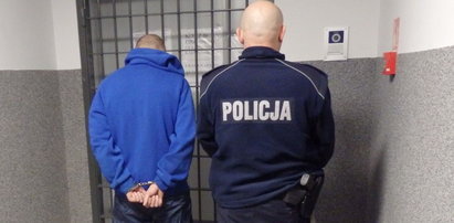 Napadł z nożem na sklep, zaatakował policjanta