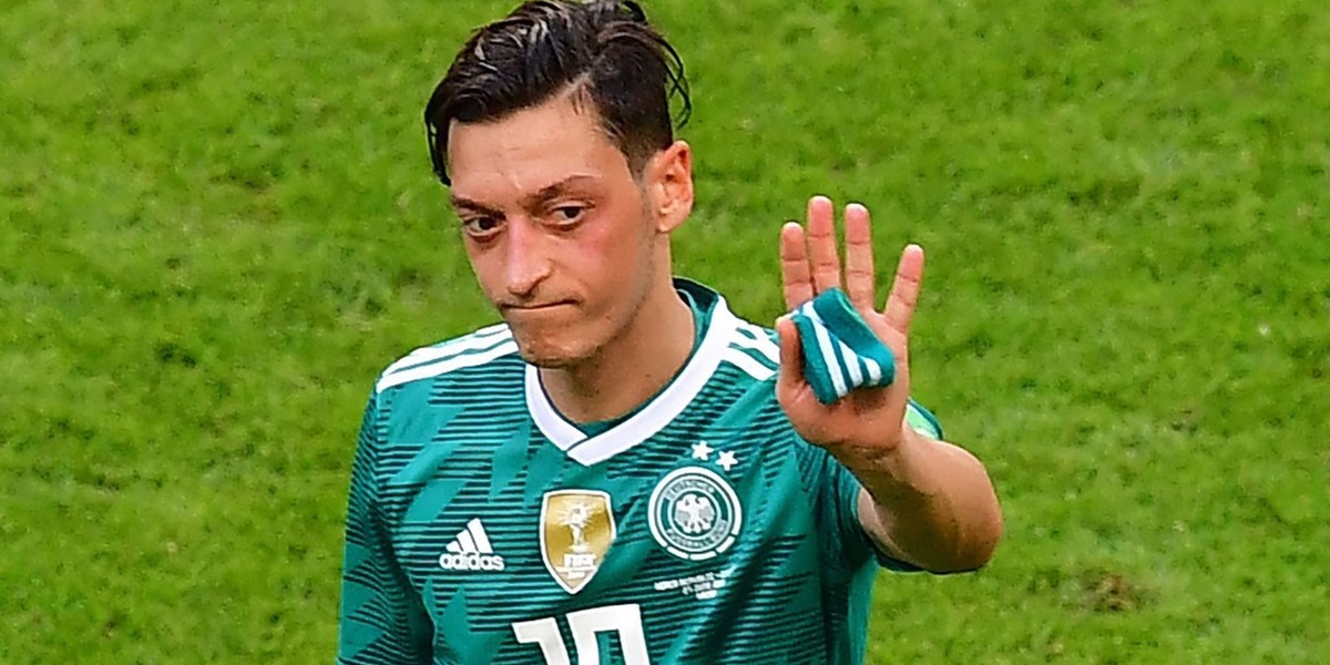 Mesut Oezil zakończył karierę piłkarską. 