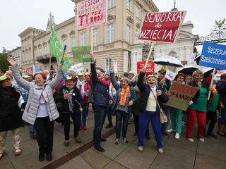 IV Parada Seniorów „Dojrzali Wspaniali”. Warszawa, wrzesień 2017 r.