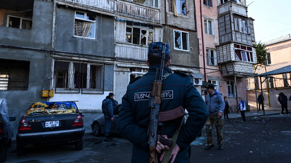 Stepanakert, stolica Górskiego Karabachu. Miasto zostało w piątek zbombardowane przez siły azerbejdżańskie