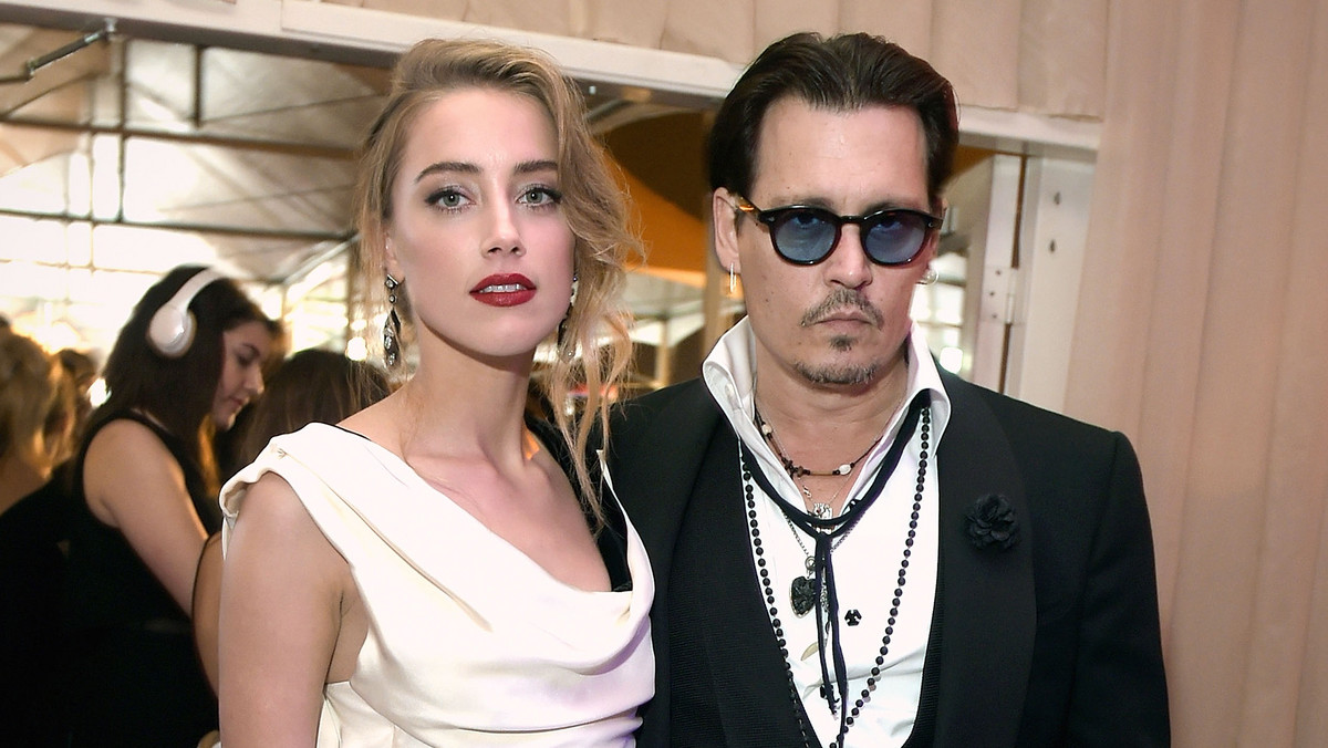 Jak donosi "Us Weekly" Johnny Depp i Amber Heard ustalili już datę ślubu. Para ma się pobrać 7 lutego na prywatnej wyspie aktora na Bahamach. Nie będzie jednak wielkiej i hucznej imprezy, ale raczej spokojne przyjęcie z najbliższymi.