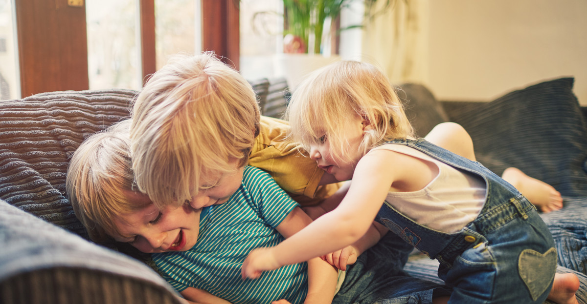 Rodzeństwo - jak wspierać dzieci w tworzeniu dobrych relacji?