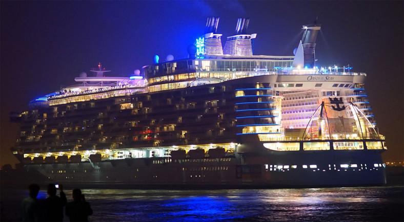 4. Oasis of the Seas