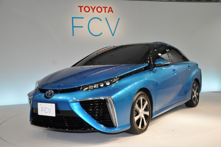 Toyota FCV