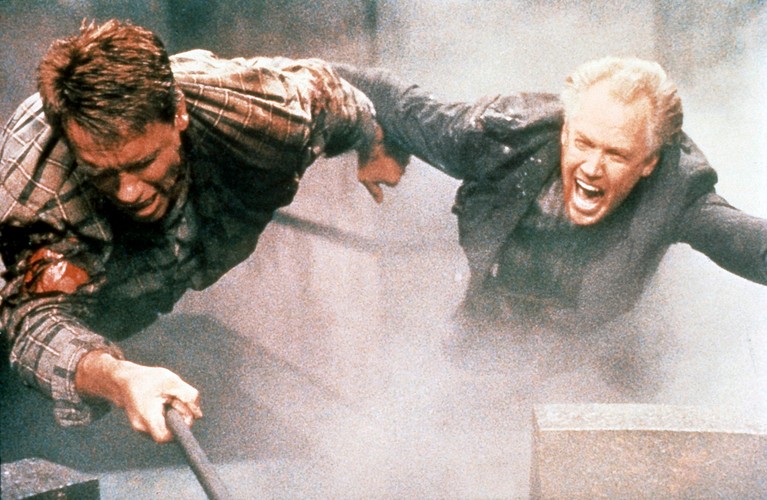 Arnold Schwarzenegger w filmie 'Pamięć absolutna'