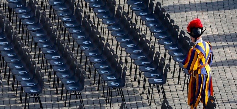Plac św. Piotra niczym twierdza. "Najlepiej strzeżone miejsce na świecie"