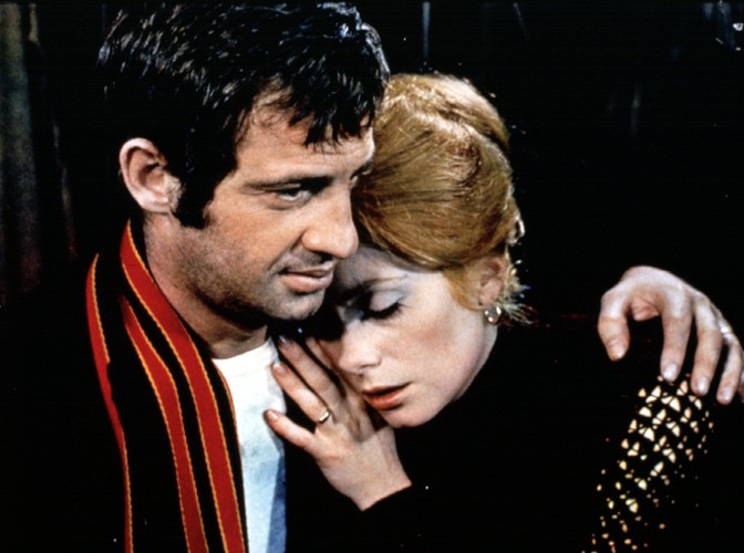 Jean-Paul Belmondo (na zdjęciu z Catherine Deneuve)