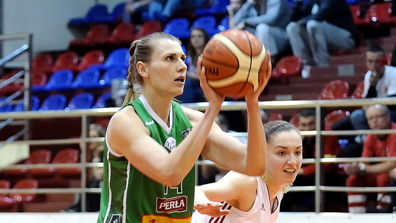 PGE MMK Siedlce przegrało z Pszczółką Polskim Cukrem AZS UMCS Lublin 49:66 w zaległym meczu 14. kolejki Basket Ligi Kobiet.