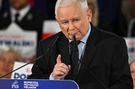 Prezes PiS Jarosław Kaczyński podczas spotkania z mieszkańcami Buska-Zdroju