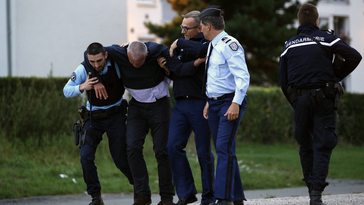 FRANCE SHOOTING (Shooting in Roma camp in Roye)