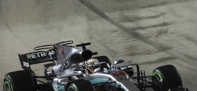 Formuła 1: Lewis Hamilton wygrał w Singapurze