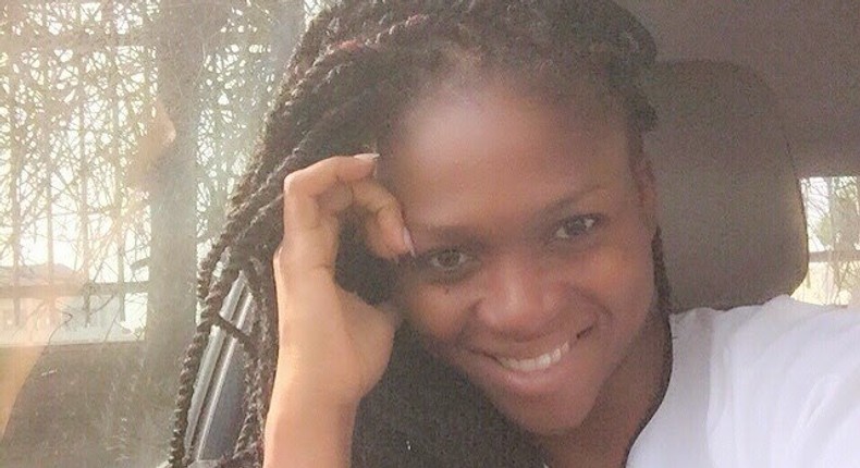 Waje shares a no makeup selfie