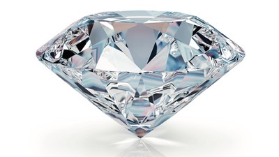 Diament stworzony w laboratorium ALTR Created Diamonds. Krystalizacja trwa ok. 600 godzin. Cały proces łącznie z obróbką – kilka miesięcy 