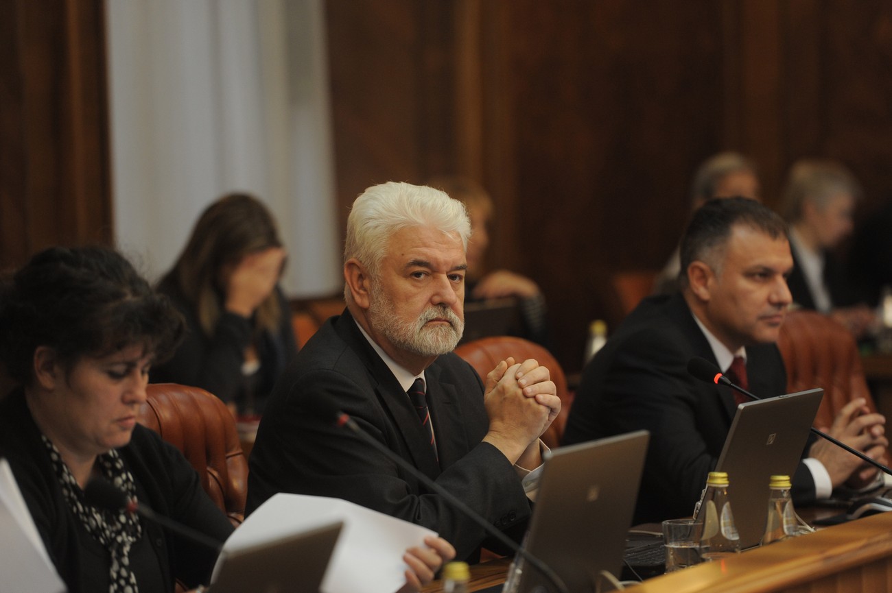 Upravo smo iskeširali najskuplji kredit: Cvetković je pre 10 godina uzeo milijardu $, kamata je bila veća nego ikad, a 700 miliona samo što smo platili