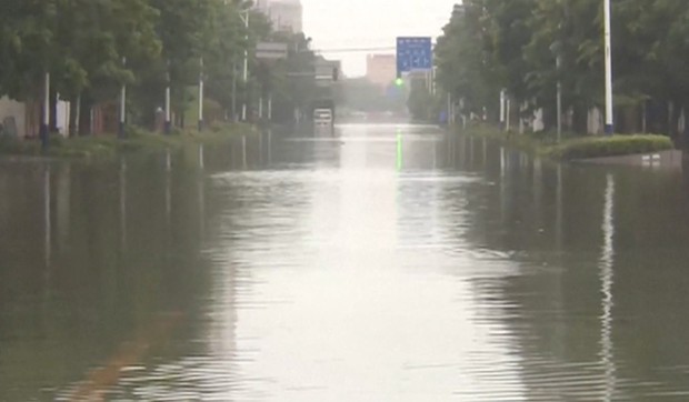 sorti_poplave_kina_vesti_blic_unsafe_sto