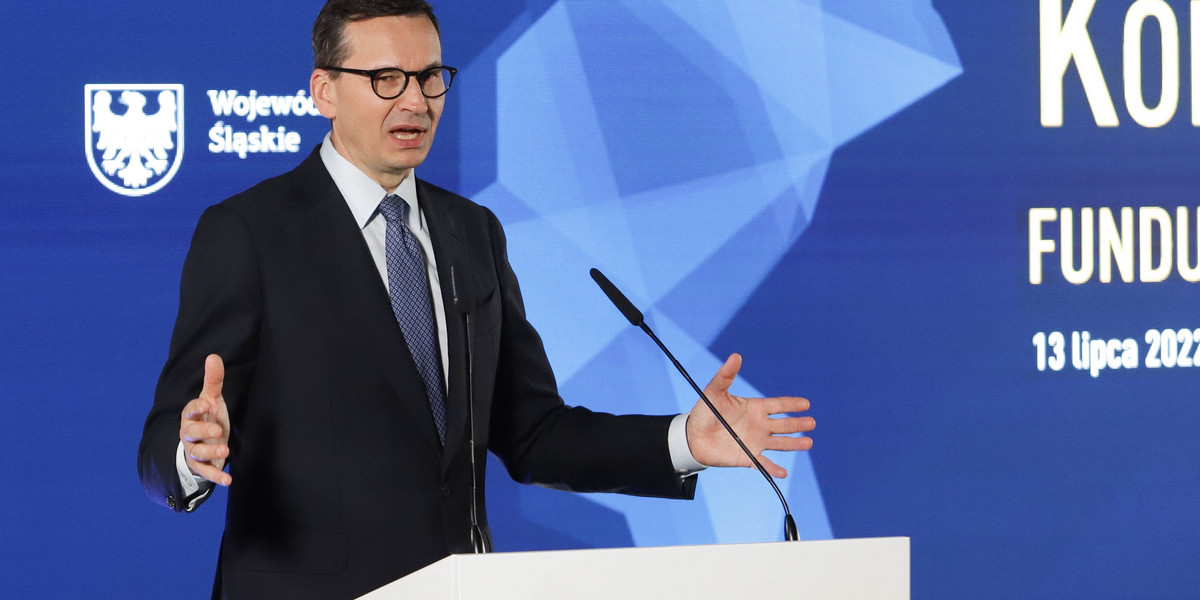 Rząd Mateusza Morawieckiego chce wyłączyć z limitu wydatków budżetowych szereg pozycji.  