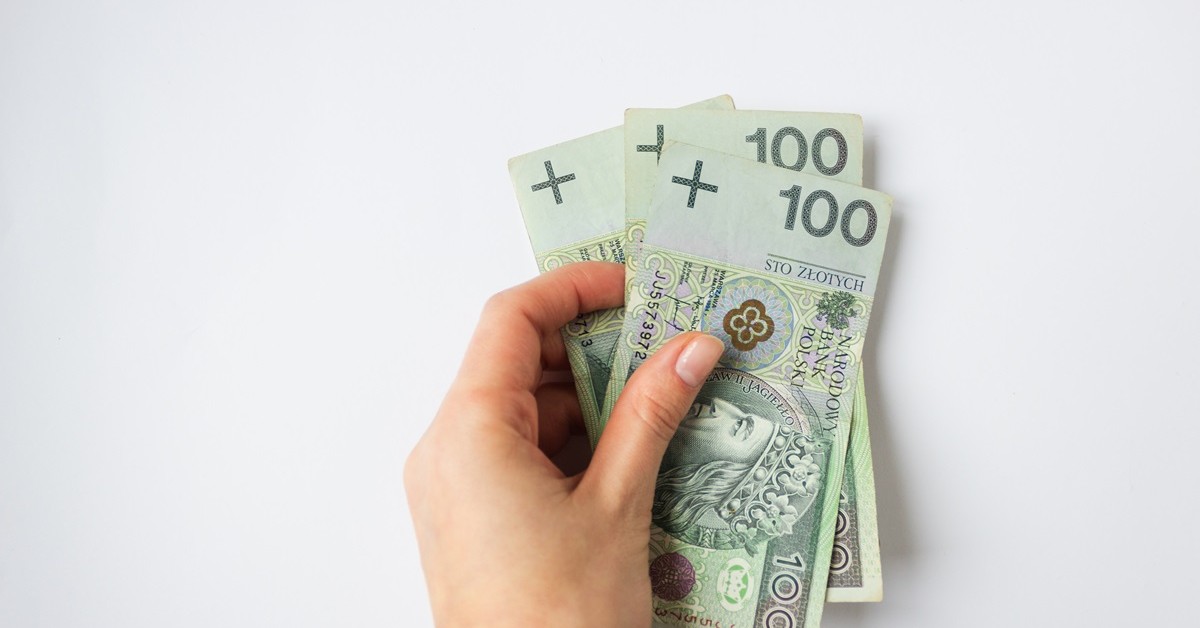 Wnioski o to świadczenie trzeba złożyć do 30 listopada! Inaczej przepadnie 300 zł