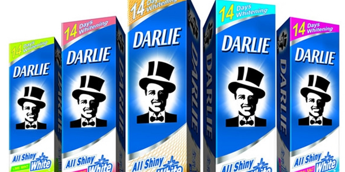 Pasta do zębów Darlie w przeszłości nazywała się "Darkie"